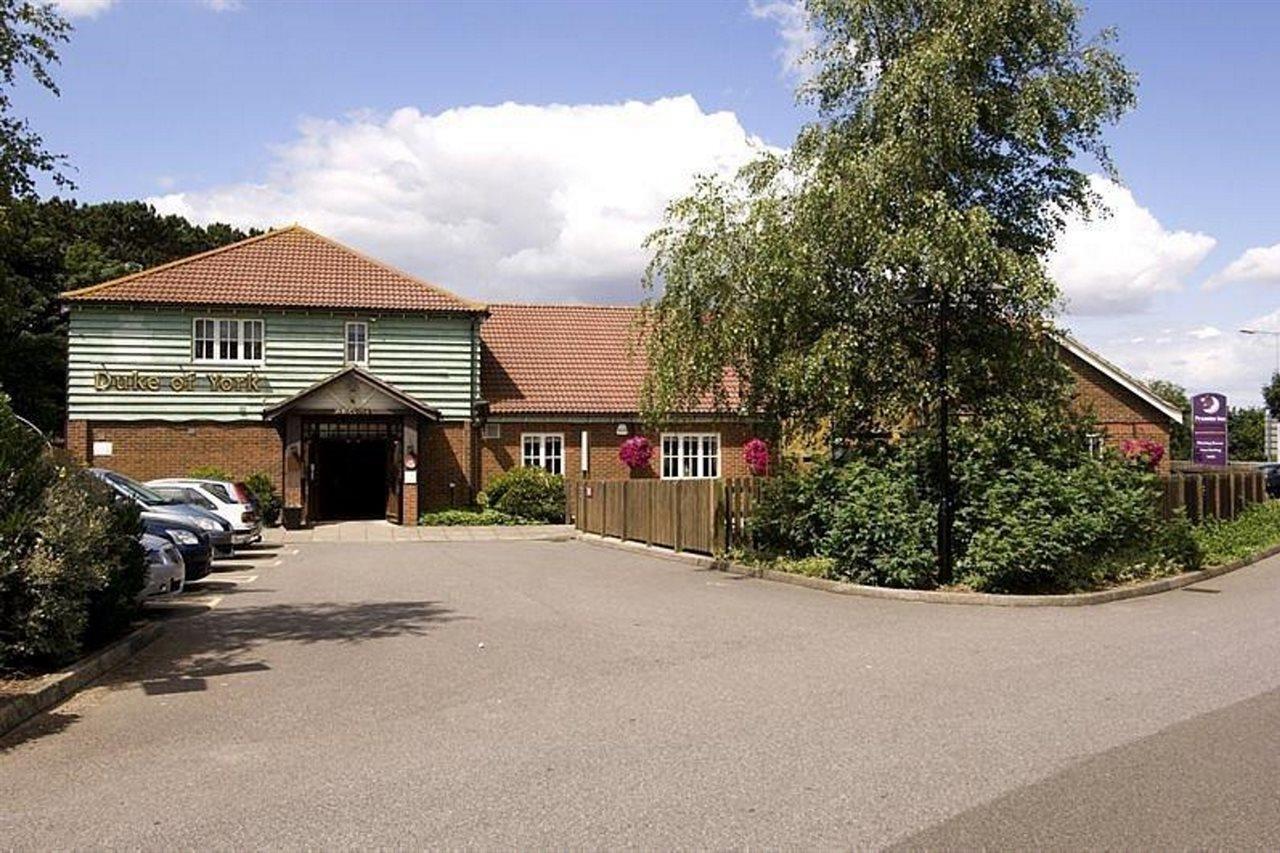 Premier Inn Dover East Esterno foto