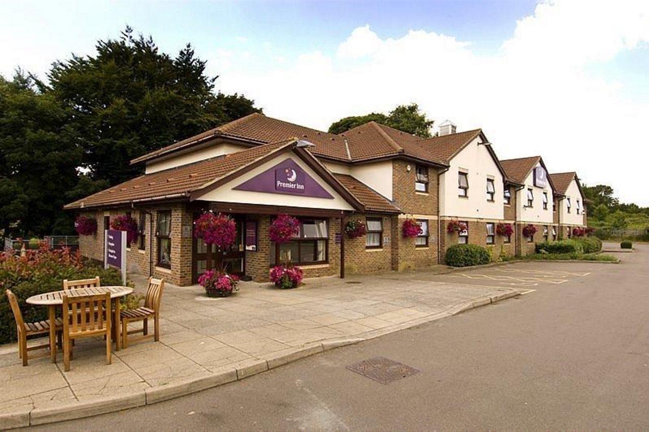 Premier Inn Dover East Esterno foto