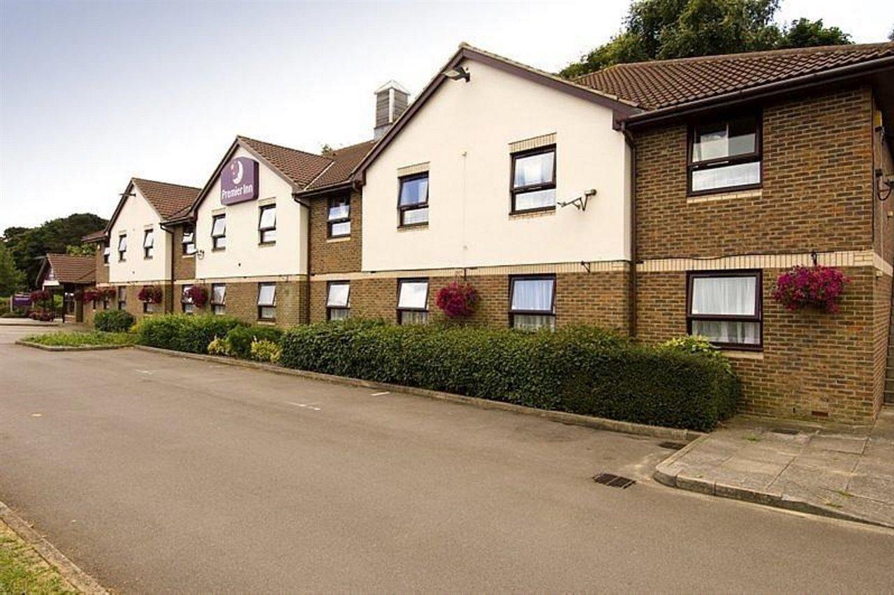 Premier Inn Dover East Esterno foto
